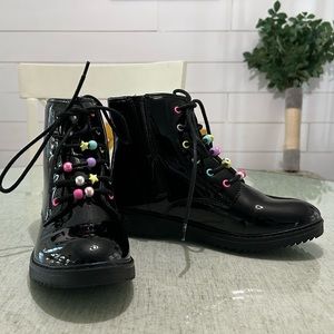 Girls size 4 black boots